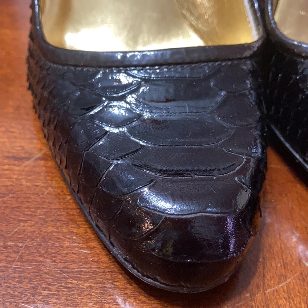 Coach Heels - Picture 4 of 9